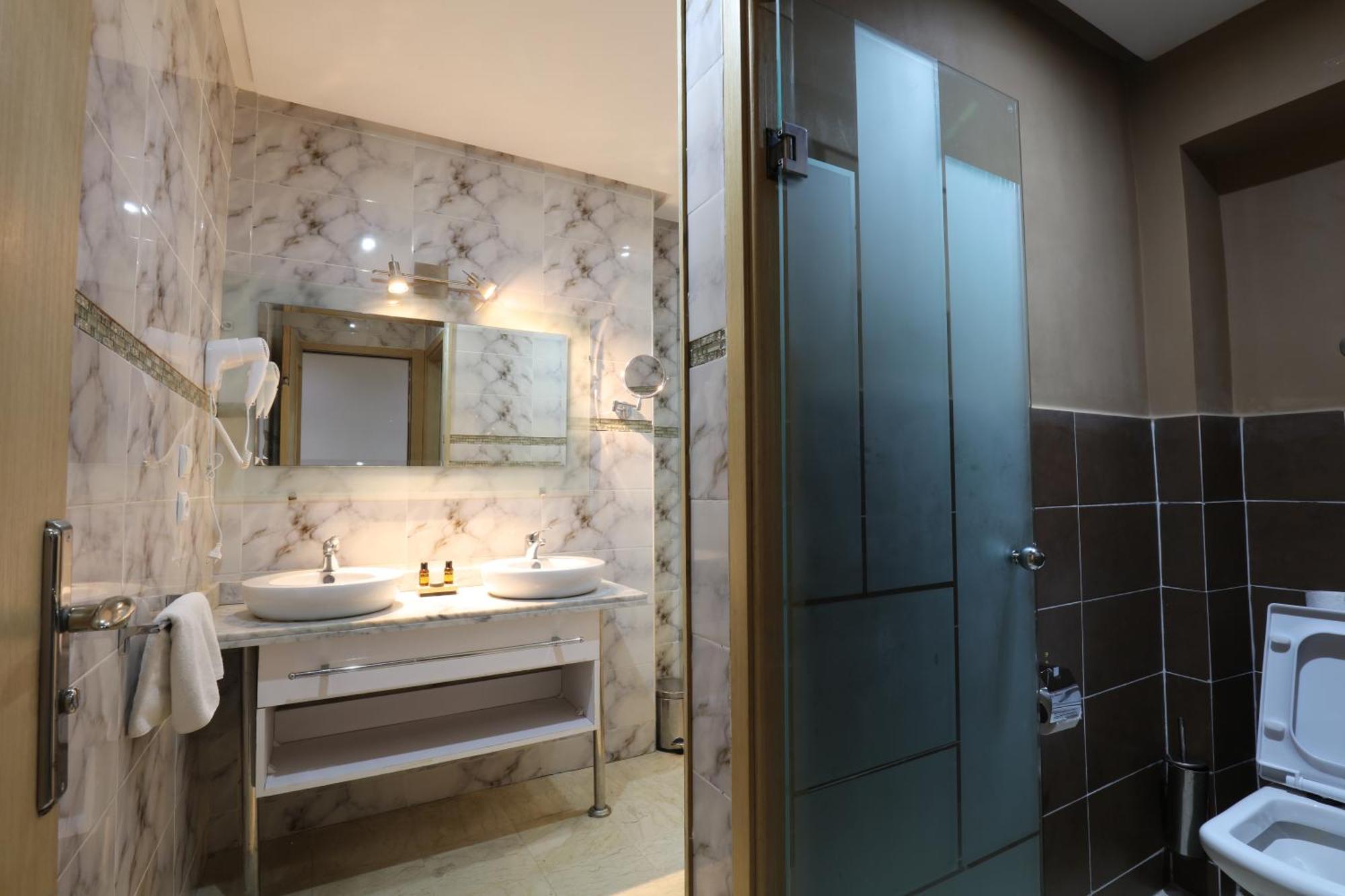 Silver Suites Hotel & Spa Casablanca Exteriör bild